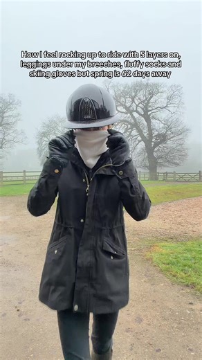 And summer is 153 days away😩😩😩 #equestrian #horseriding #showjumping #equestrianlife #equestrianwinter cred @valerie_abby