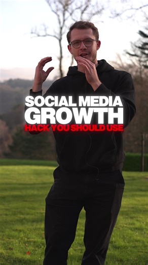 Still don't know what to post in 2026? We've created a free video planner with viral hooks, video ideas, call to actions that convert and even your descriptions so you can plan away without coming up with all the ideas and focus on actually getting it done. No spread sheets, all done for you and easy to access via the link in our bio in the client portal #videography #property #content #contentcreation #socialmedia