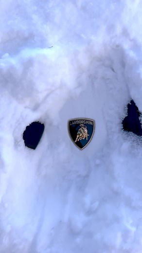 Huracán Sterrato: Conquering Any Terrain