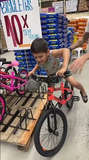 Lorenzo won a bicycle