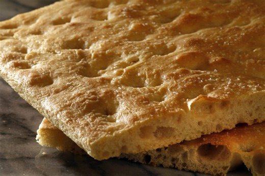 Bread sold in 10 states may have metal fragments