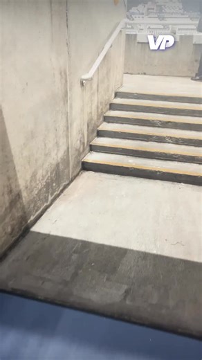 Wauw! 🤩🏟️ Dit is het magische St. James’s Park, de thuisbasis van Newcastle United! PSV zal hier vanavond voor 52.000 man moeten strijden voor drie hele belangrijke punten in de Champions League! ⚔️⚽ Wat vind jij het mooiste stadion in Engeland? 🏴󠁧󠁢󠁥󠁮󠁧󠁿👇 #PSV #NewcastleUnited #ChampionsLeague | Voetbalprimeur