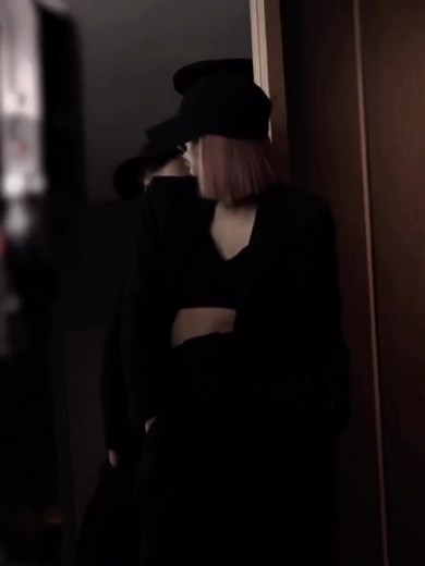 I'm lisa... #lisa #lalisa #blackpink #model #lisablackpink #lisamanoban #lisaedit #blackpinkedit #blackpinkofficial #kpop #viral #fyp #love #edit #foryoupage