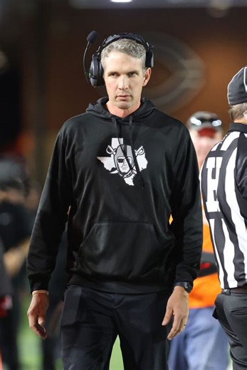 Dan Sherwood, Kaison Benton helping Randall's new offensive line prepare for 2025 season