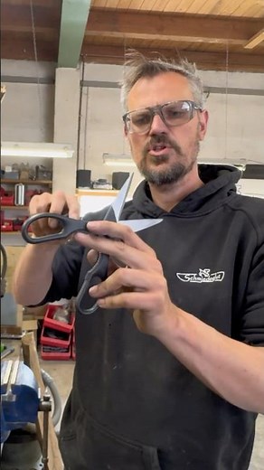 How to adjust scissors correctly ✂️ Repair scissors #scissors #repair #diy