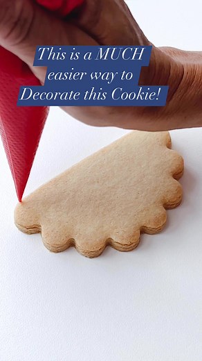 My 1st attempt at Decorating my 4th of July Bunting Cookie with the Wet-on-Wet Royal Icing Technique! 🤩🤩 If you would like to learn to Decorate Sugar Cookies, Join my new Page for Absolute Beginners Beka’s Cookie Decorating Guide for Beginners #bekasbakery | Beka Claire