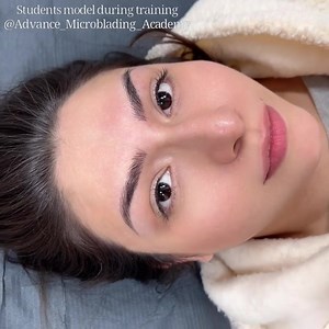 One of the students models from today’s class 🤩😍 For more info, please give us a call at (815) 768-5714 🔴 𝐓𝐨 𝐫𝐞𝐠𝐢𝐬𝐭𝐞𝐫 𝐟𝐨𝐫 𝐂𝐋𝐀𝐒𝐒, 𝐩𝐥𝐞𝐚𝐬𝐞 𝐠𝐨 𝐭𝐨 https://advancemicroblading.com/training/ ————————————————————— 📍Plainfield, IL - April 20/21/22 (Chicago area) 3-Day Microblading & Manual Shading ————————————————————— 📍Plainfield, IL - April 22/23/24 (Chicago area) 3-Day Brow Masterclass ————————————————————— 📍New York, NY - June 1/2/3 3-Day Microblading & Manual Shadin