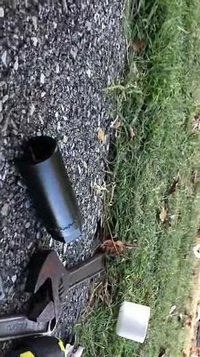 How to change Ford F-150 02 5.4l O2 sensor