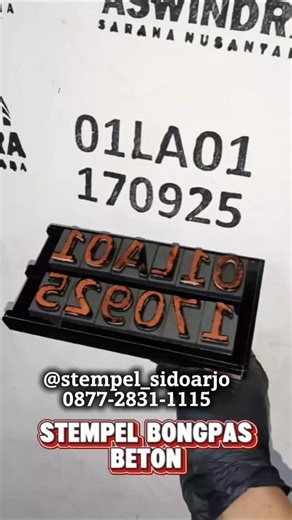 [STEMPEL BONGKAR PASANG BETON] Mau cap kode produksi, identitas proyek, atau label tercetak rapi di permukaan beton? Pakai Stempel Bongkar Pasang Beton seperti pada gambar! 💯 📢 PROMO DISKON 10% 🎉 (S&K berlaku) ✨ Keunggulan: ✅ Hasil cap jelas & tajam di permukaan beton ✅ Sistem bongkar pasang huruf & angka praktis ✅ Bahan kuat, awet, & tahan tekanan ✅ Cocok untuk produksi skala kecil maupun besar 🎯 Cocok untuk: ✔️ Pabrik beton & precast ✔️ Proyek konstruksi ✔️ Identitas produksi material ✔️ K