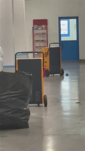Industrial dehumidifier to save energy