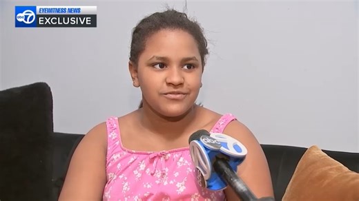 10-year-old girl followed, robbed of chain on way to school in New York City