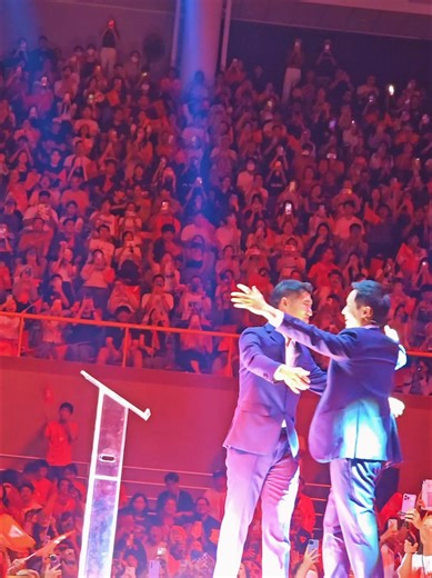 จากรุ่นสู่รุ่น........จนถึงรุ่นปัจจุบัน คุณไม่ท้อ เราก็ไม่ท้อคะกับเส้นทางนี้ 🩵🧡 8 กุมภา........กา 🍊 ทั้ง 2 ใบคะ #พรรคประชาชน #เลือกตั้ง69