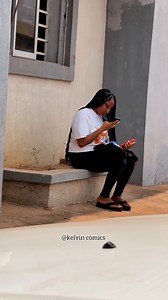 She catch my camera | Kelvin comics