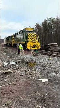 CWPI Gets Freight Cars In Order #cwpi #rbmn #gp38 #crestwood #freight train