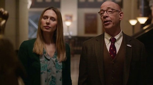 Farmers Insurance TV Spot, 'Hall of Claims: Close Claws'