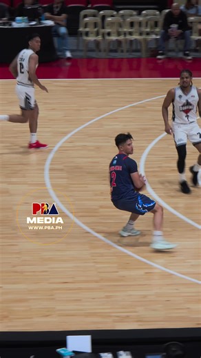 🫡 Deon Thompson to the rescue! #PBAAngatAngLaban #PBAS49CommsCupROSvsBWB | PBA