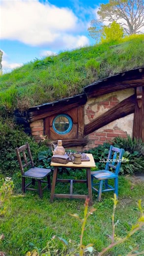 Hobbiton Movie Set Tours, New Zealand #hobbiton #newzealand #travel #adventure #explore jan11/2026