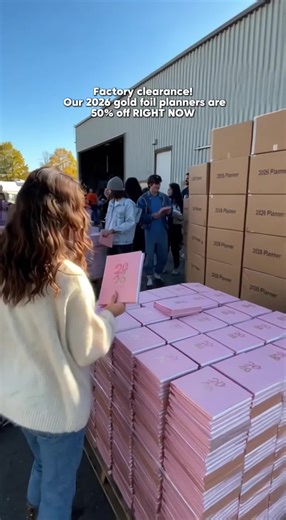 Premium 2026 Gold Foil Planner Now Only $8.99!