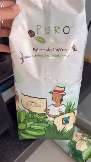 🌱 PURO COFFEE LOGS 🪵 🔥 Not only have @blakes_longshoremen been busy making you lots of Puro Coffee this season, they have also been busy reusing the ground coffee waste to make their very own coffee logs. What did they use? Puro Coffee ground waste, wood shavings, shredded paper and water to bind. How did they make them? With a good mix, a brick-style press to drain the excess water and finally a warm ventilated place to dry out. Ground coffee waste is also great for gardens and soil health. 