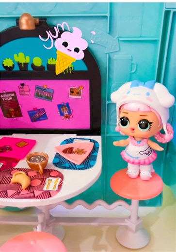 LOL Surprise Glamper: Pool Party Dream House Unboxing