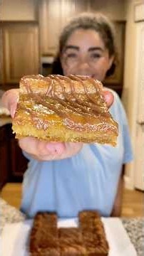 Chewy Toffee Cookie Bars 🤎