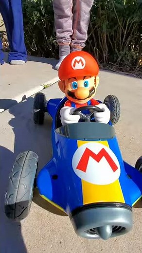 Carrera RC Mario Luigi Kart Mach 8 RC 1:18 Scale Remote Control Car 2 Pack (2021)