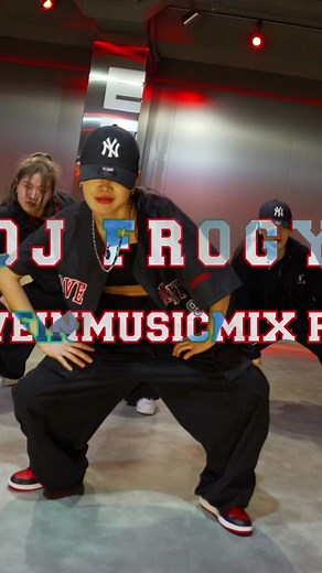 DC : Me🤍 Full video is on my instagram! #dancer #foxy #girlshiphop #hiphop #챌린지크리에이터 #파트너크리에이터 #걸스힙합 #춤 #폭시 #추천 #fyp