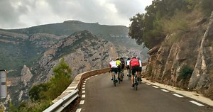 Discover the best road cycling routes
