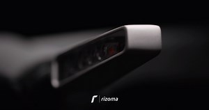 8.6K views · 116 reactions | Innovation and style meet in Rizoma’s R&D centre, where Vision is born: a new indicator light that uses the ultimate technology of sequential LED, encased in a minimal frame made of natural or matte black aluminum. Giving your bike a highlight that can’t be overlooked. | Rizoma | Facebook
