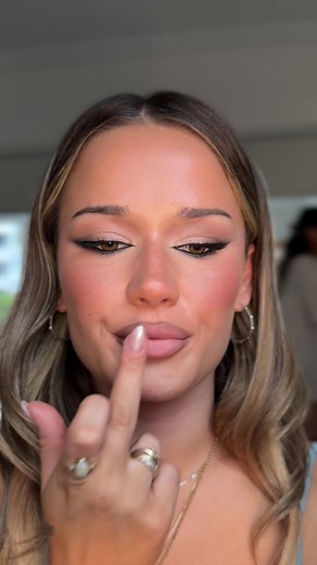 Chaotic Rollercoaster GRWM with Isabelle Clarke