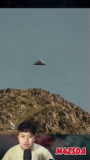 Viral!! Penampakan Pesawat Alien Diatas Gunung! #M4zsda #Horror #Reaction #Ghost #Viral