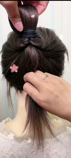 Easy Ponytail Hack for Beginners ✨ | Hair Tutorial #hairstyle #hairtutorial