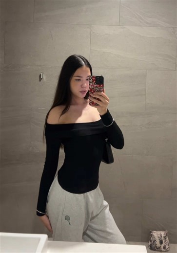 🍒🎀🖤 #fit #tatemcrae #fyp