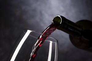 14 Remarkable Health Benefits Of Red Wine You Should Know | ScientificOrigin