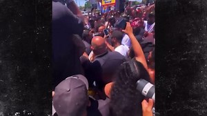 Kendrick Lamar Pops Out In Compton For Music Video Shoot