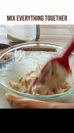 Tuna jalapeno cream cheese bagel sandwich