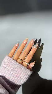 A beautiful mermaid tutorial by @vivianmariewong 🫧🧜‍♀️ Using @daily_charme 💖 Pastel Velvet Cat Eye Collection 🧜‍♀️ 3D Art Mixing Gel #mermaidcore #mermaidnails #cateyenails #velvetnails #chromenails #summernails #nailinspo #ombrenails #almondnails | Daily Charme