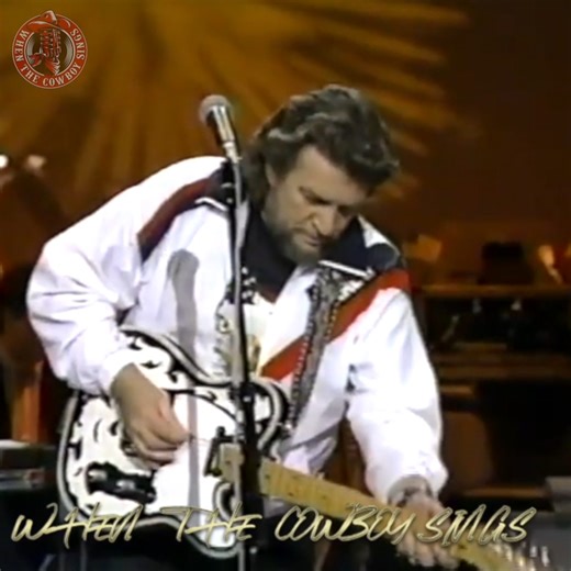 Released in 1974, "This Time" is a cornerstone of the Outlaw Country movement 🤠. Written and performed by 🎙️ Waylon Jennings, the song served as the title track for his breakthrough album. It was a massive success, 🎵 reaching #1 on the Billboard Hot Country Singles chart, marking a turning point in Jennings' career and his creative control. The track was produced by Jennings himself alongside Willie Nelson 🎸, showcasing a raw, stripped-down sound that defied Nashville's "Polished" standards