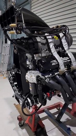 Just spent the afternoon dressing up the 565ci 14/71 blown injected bbc out of Lookout 👀 to take some photos 📸 Engine built by @bradmckie2121 💪 Tuned by @bgengines & @tunedbydale #bradsraceengines #mcfry #blowninjected #blownbbc #supercharged #prostreet #engineporn #haltech #bigblockchevy #plazmaman #littlefieldblowers #billetautomotivebuttons | MCFRY