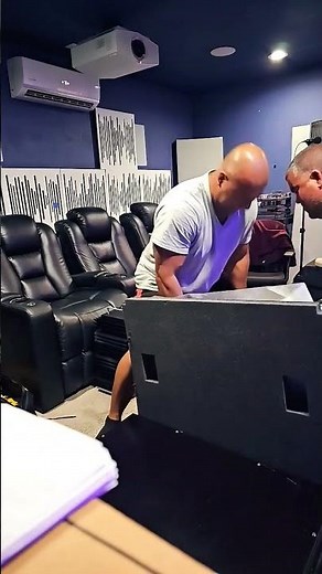 Lifting The 350 lbs Boulder 3050 Power Amplifiers