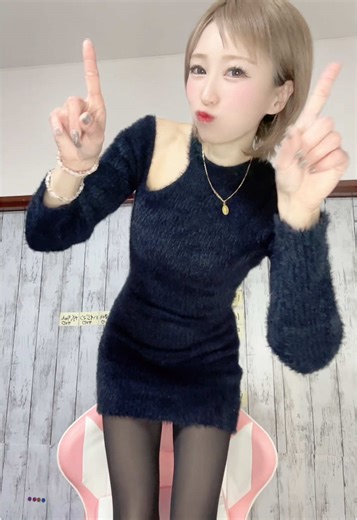 どんだけー！#ポコチャライバー #ポコチャ配信者 #まりあん☺️✨ #まりあんあん☺️✨ #おすすめにのりたい #応援よろしくお願いします #ポコチャに会いに来て🥰 #ショートヘア #ショート #シングルマザー #バン #フォロー #ダディダディ #どんだけ