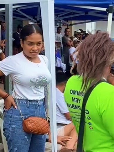 Manta Parade Highlights: Fun and Laughter at the Event