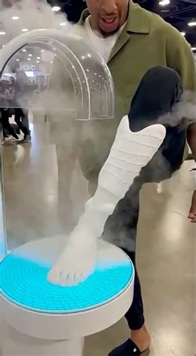 Japan’s Self-Sizing Sneaker Pod Just Changed Footwear Forever 👟🤖