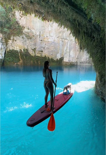 🌊⛰️ Les Gorges de Baudinard : un joyau sauvage à 1h30 de Marseille 🌿 Cachées entre le lac de Sainte-Croix et le Verdon, ces gorges secrètes offrent un décor de rêve entre falaises vertigineuses, eau turquoise et calme absolu 😍 👉 13 km de gorges sauvages à explorer 👉 Idéal pour le kayak, la rando et les photos de ouf 📸 👉 Moins fréquentées que les grandes Gorges du Verdon = tranquillité assurée ✌️ Parfait pour une escapade rafraîchissante loin du monde 🛶💦 Pense à prendre de l’eau, de bonn