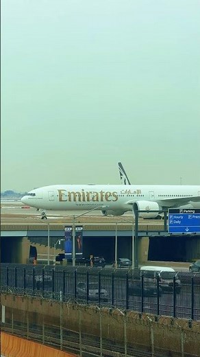 Emirates Boeing 777-300 ER