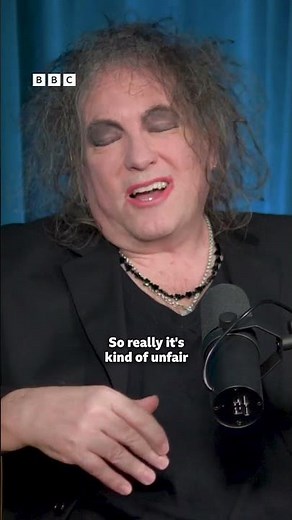 Robert Smith has multiple iPods for different types of music 🎶 #Sidetracked #Podcast #thecure