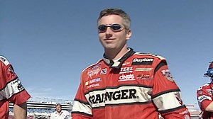 We take a moment during Friday evening's NASCAR Hall of Fame induction ceremony to honor and remember the lives lost this past year. | NASCAR