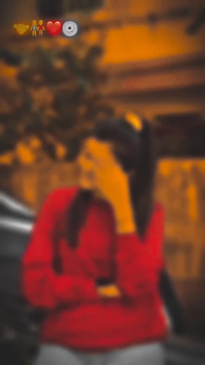 #viral 🇺🇸Some of the features are what you might expect from a tech-savvy car company, like the Tesla app and key card. Others reflect Elon Musk's unique sense of humor and have added to Tesla's cult following. #explore 🎯📈 The "caraoke" music selection also features music in nguages. But don't get the idea that you'll be able to sing caraoke while driving, in order for this feature to work, the car has to be parked. The screens are also🏃 #trendingnowhome to standard features like climate co