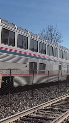Amtrak cascades 338 leading 363 through puyallup station.