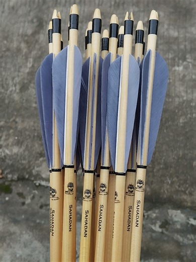 Premium Pine Wood Ottoman for Traditional Archery Hunters